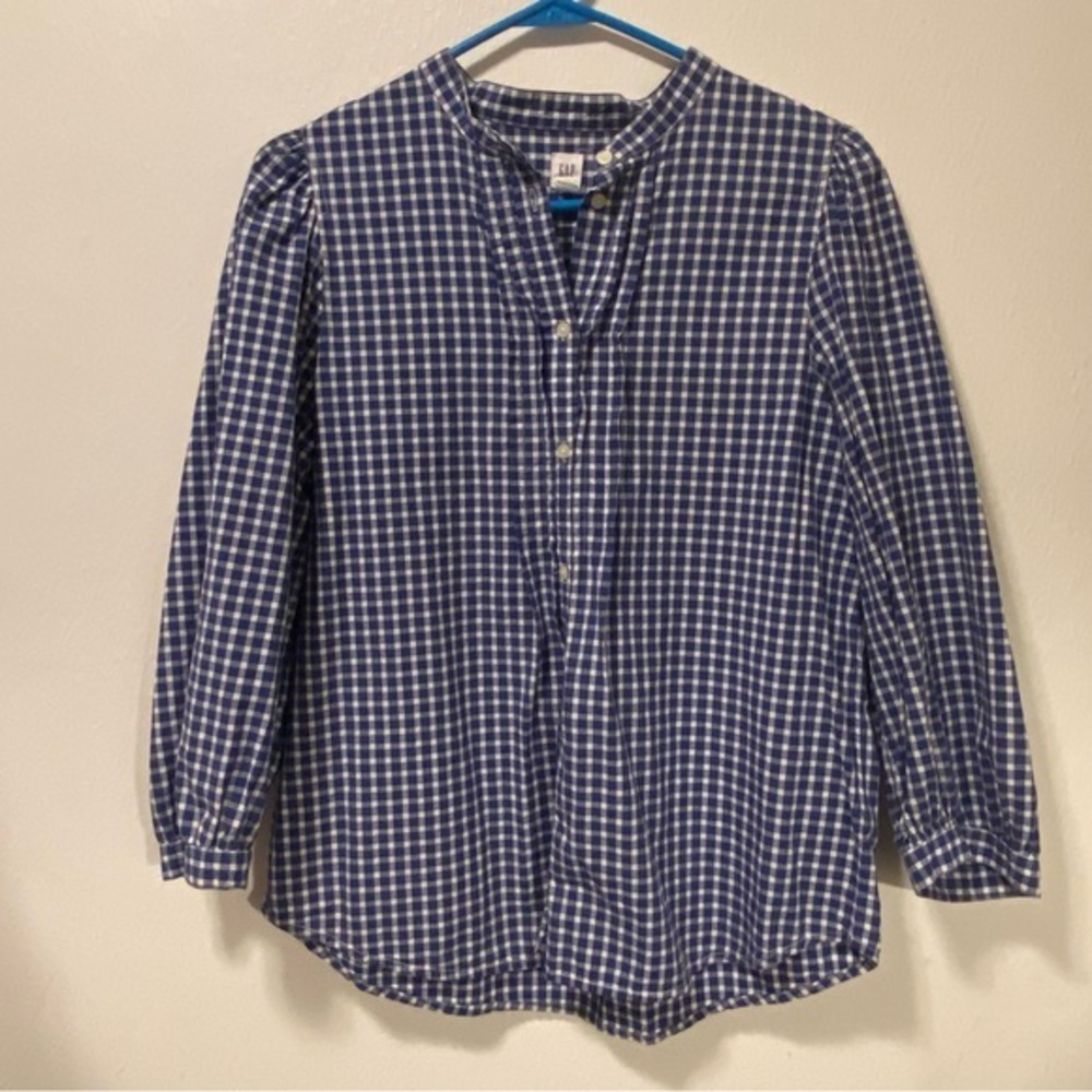 Gap Blouse Top Women’s Size Medium LongSleeve‎ Blue Plaid Botton Down